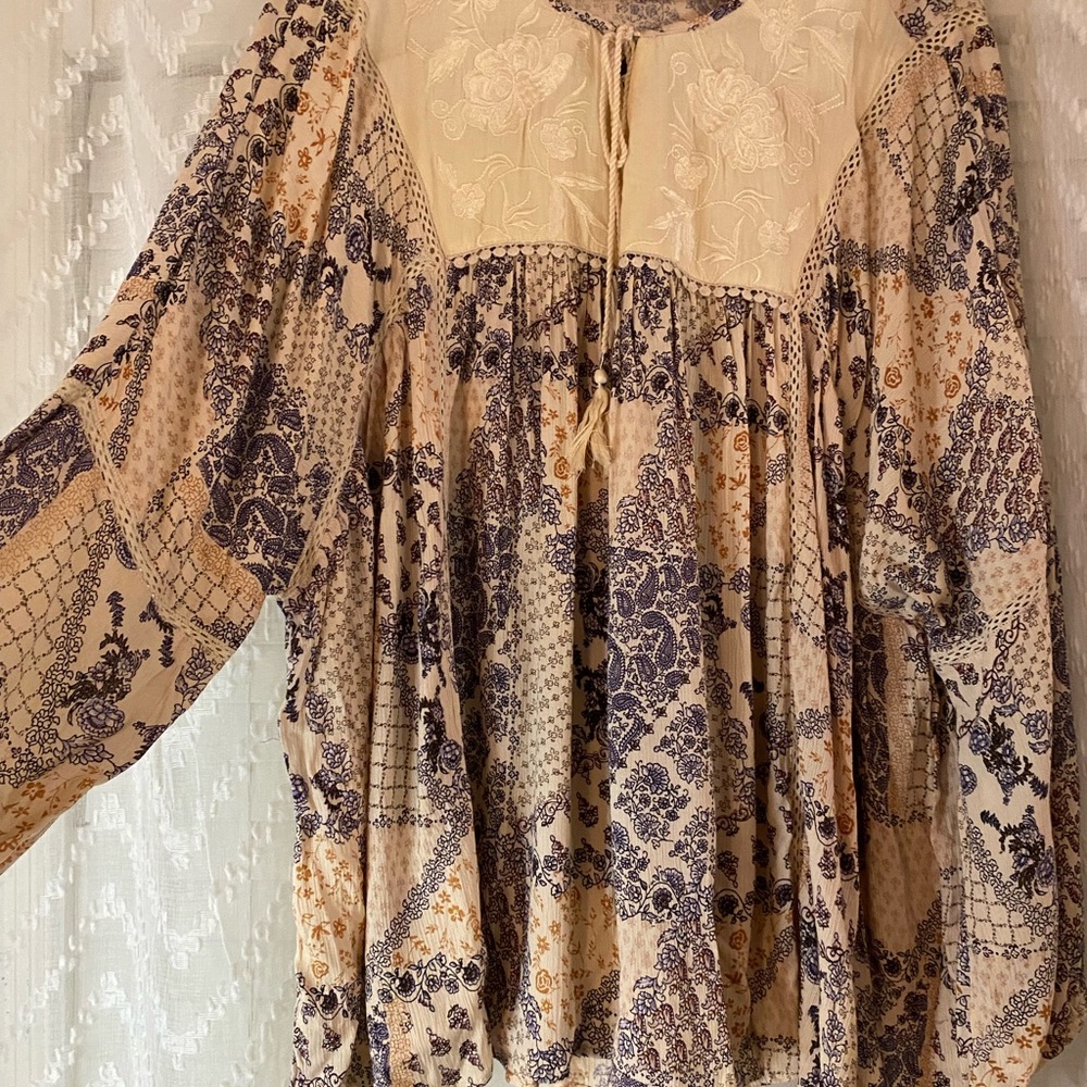 NWT Angie boho mixed print and crochet top - Picture 6 of 6